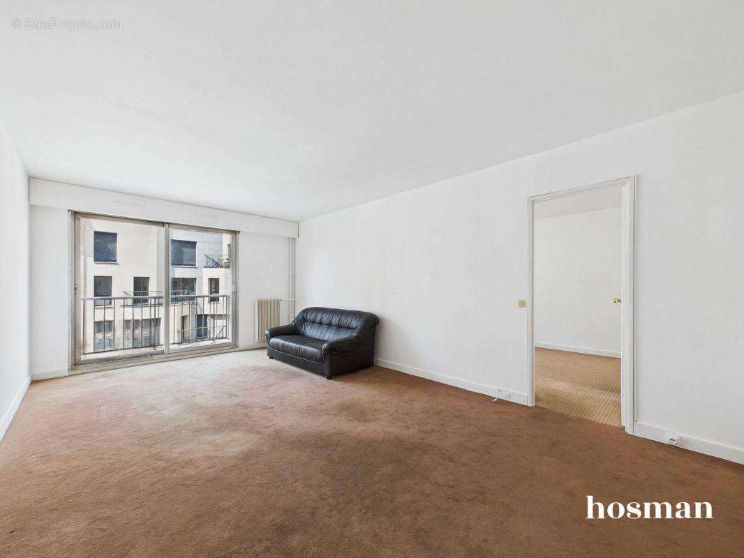Appartement à PARIS-15E