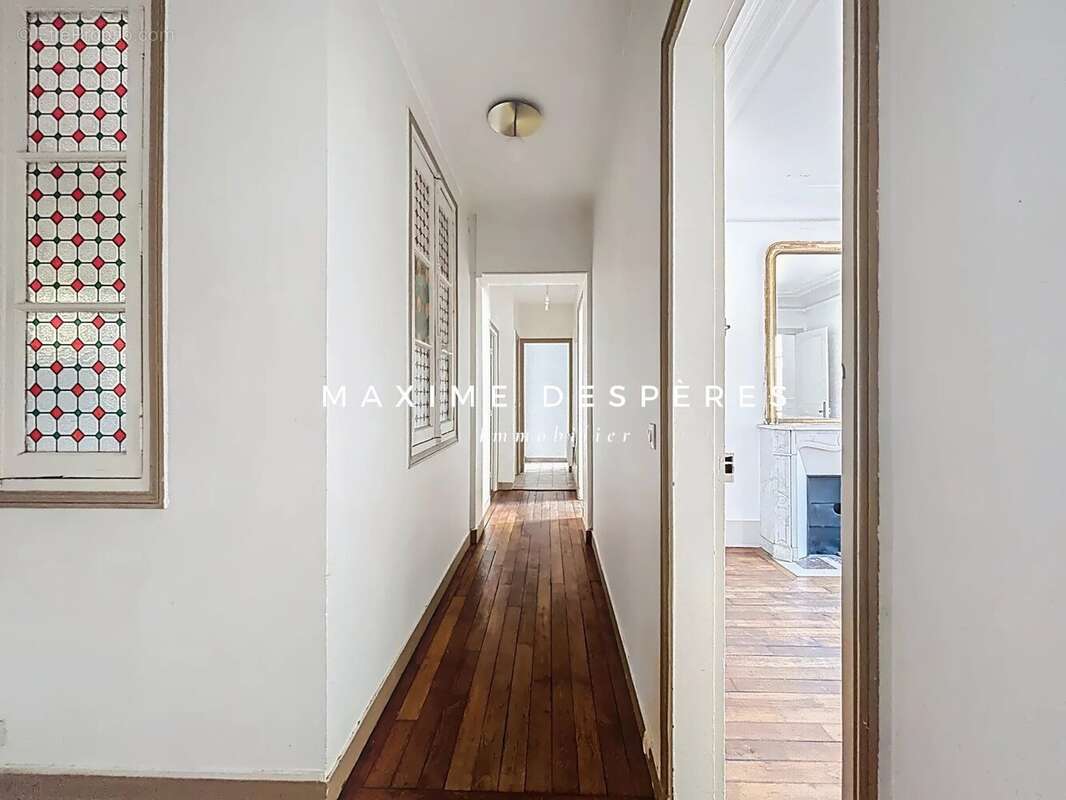 Appartement à LEVALLOIS-PERRET