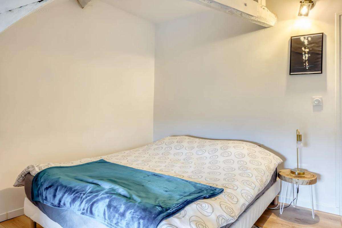 Maison à EQUEMAUVILLE