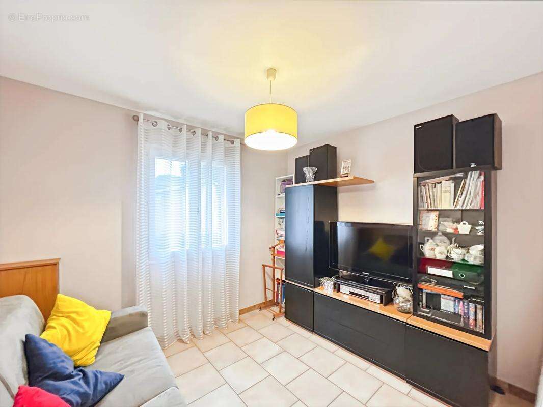 Maison à PONT-SAINT-ESPRIT