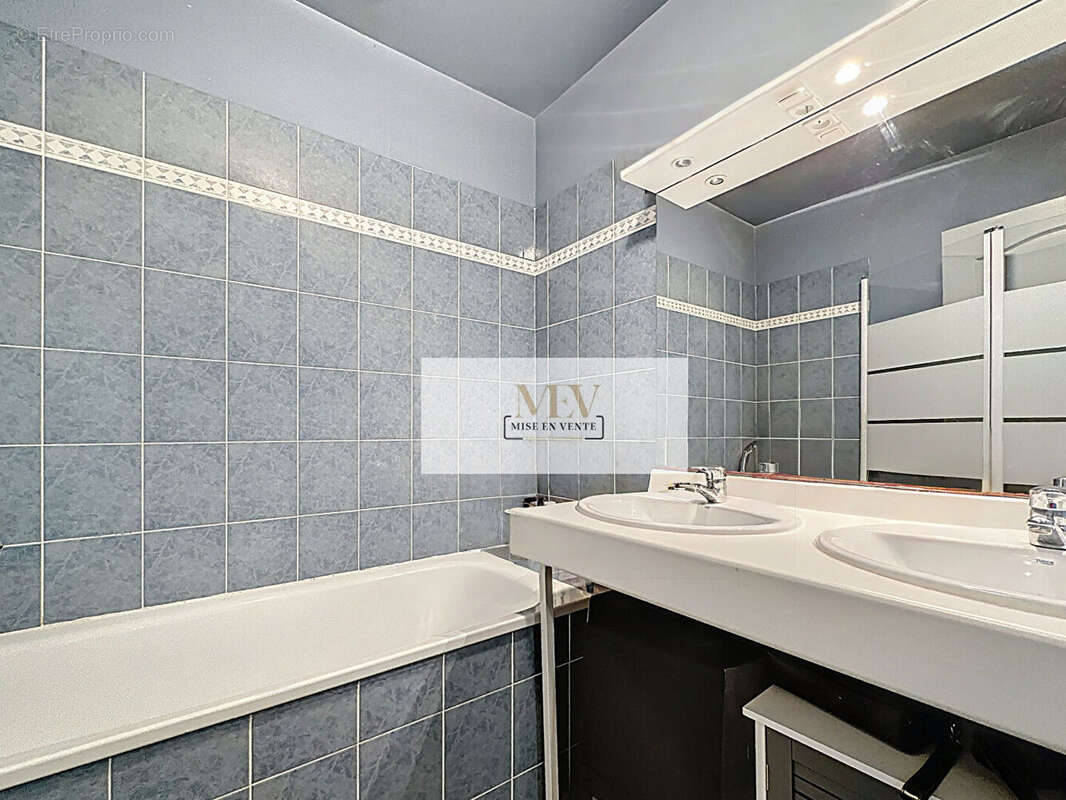 Appartement à LE PERREUX-SUR-MARNE