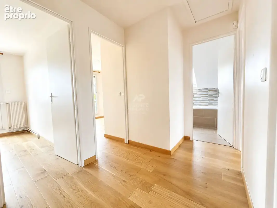 Maison Chapet 7 pièce(s) 138.84 m2 - photo 9