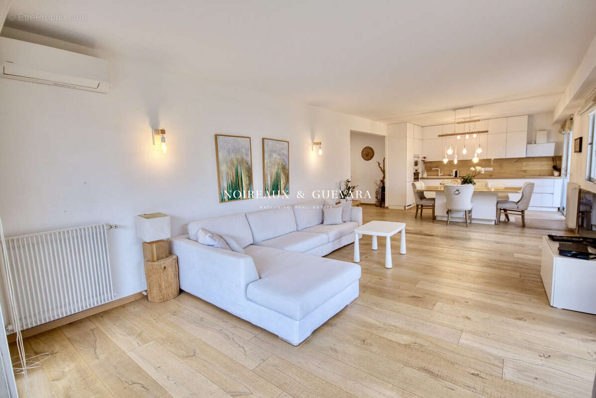 Appartement à LE CANNET