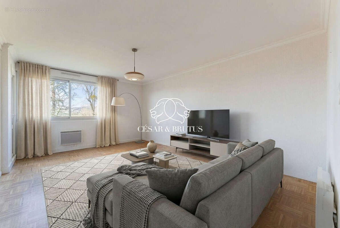 Appartement à CALUIRE-ET-CUIRE