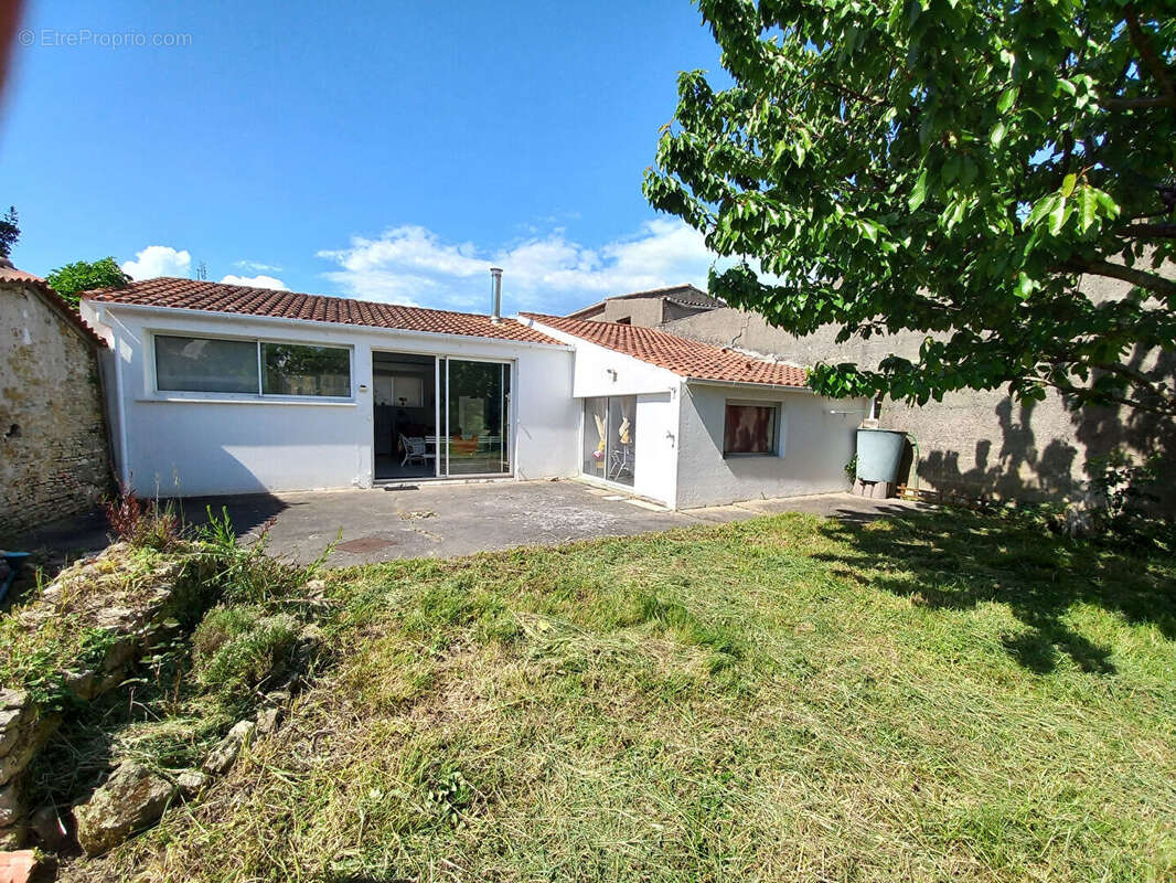 Maison 3 pièces + STUDIO Saint Georges d Oleron 144 m² hab. - photo 7