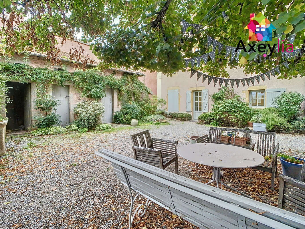 Maison à SAINT-HAON-LE-CHATEL