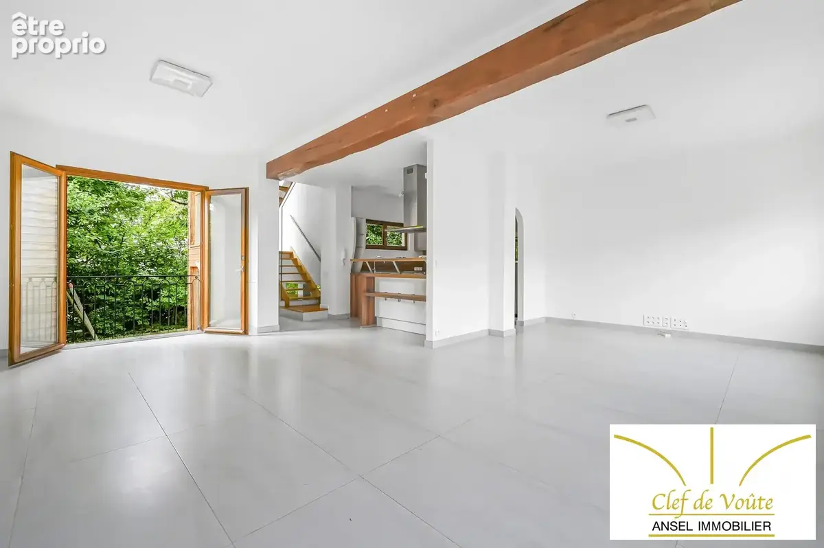 Maison 152 m² à La Celle-Saint-Cloud  - photo 4