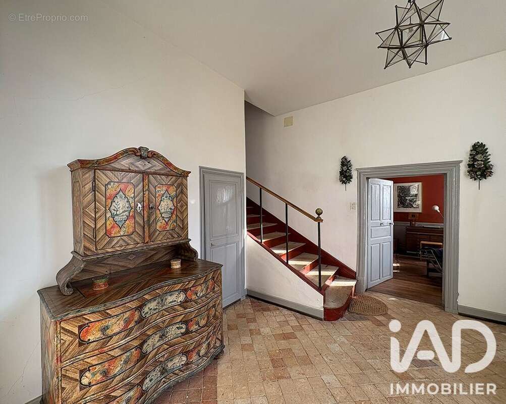 Maison 292 m² à Sougeres-En-Puisaye  - photo 8