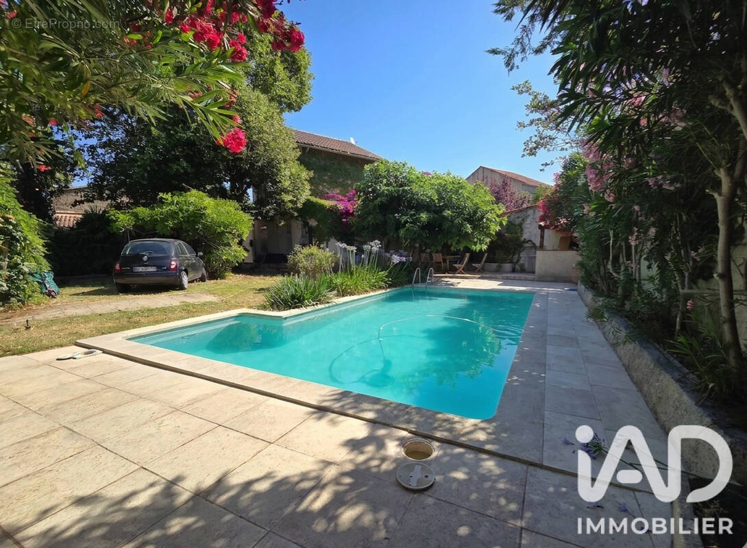 Photo 1 - Maison à MARSEILLE-10E