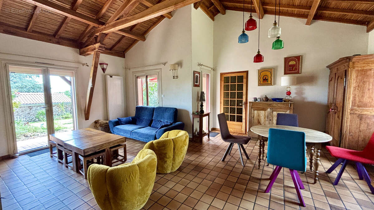 Maison à CHEMILLE