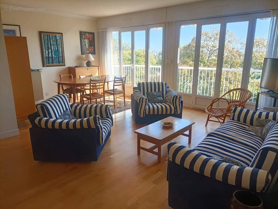 Appartement à MAISONS-LAFFITTE