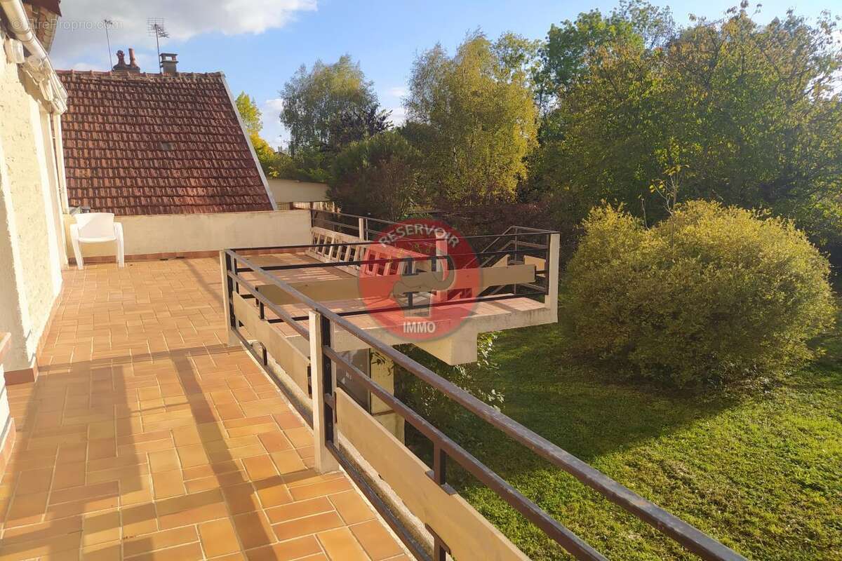 Maison à FAIN-LES-MONTBARD