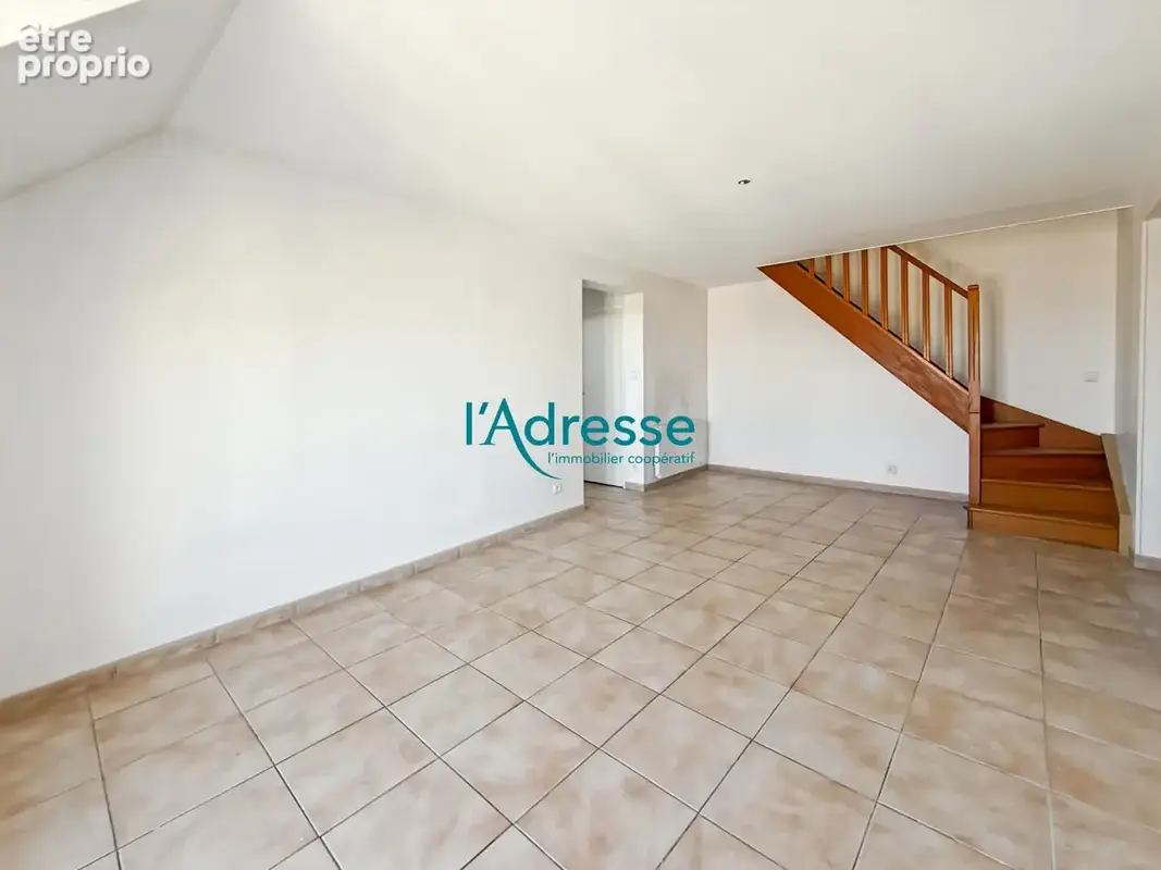Appartement duplex 78m² Coeur de ville Aubergenville - photo 6