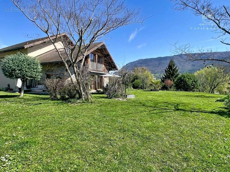 Maison à LA CHAPELLE-SAINT-MARTIN