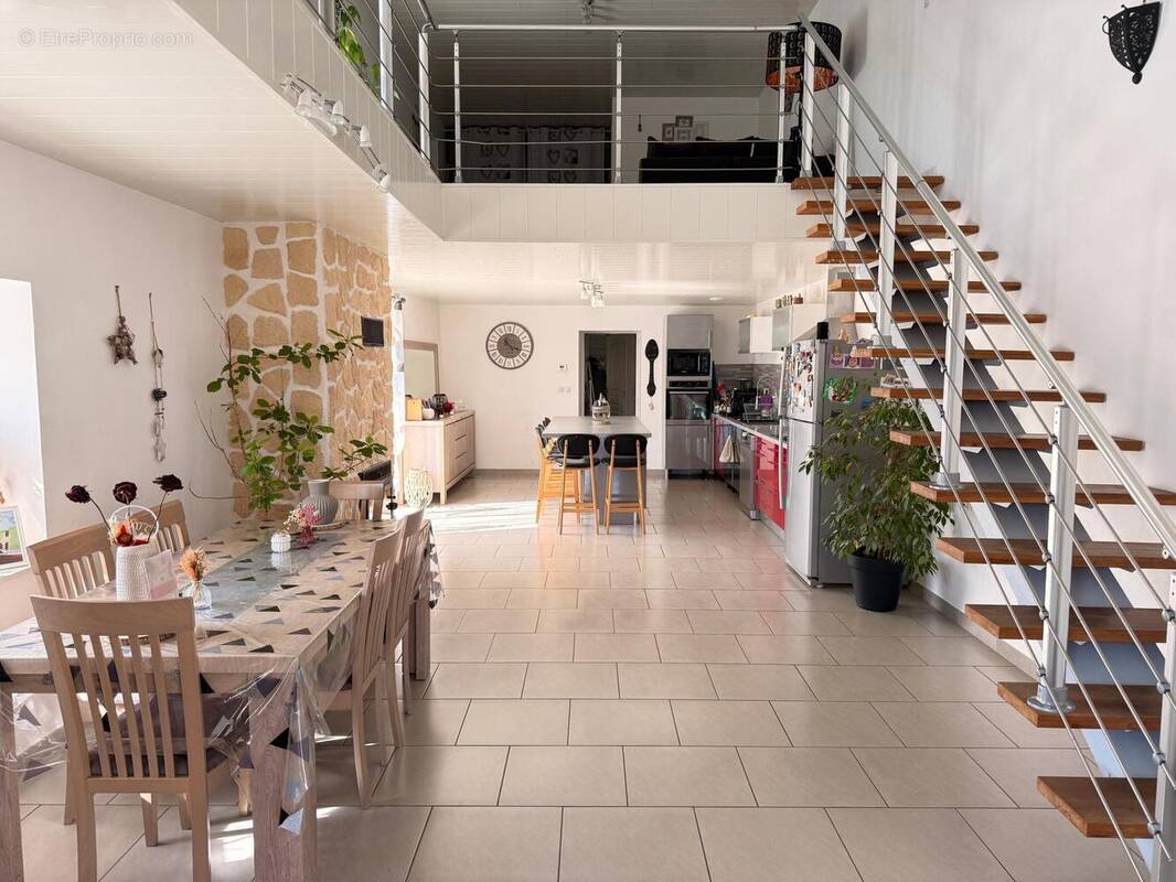 Photo 1 - Maison à RIOZ