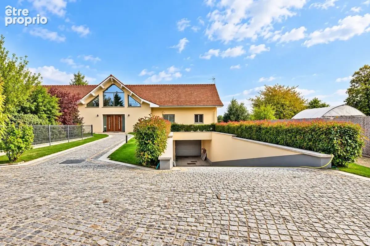 Maison 9 pièces 340 m² à vendre à Saint-Remy-L'honore (78690) - photo 4