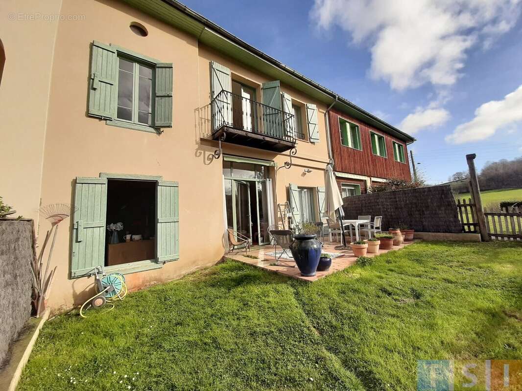 Maison à ESTADENS