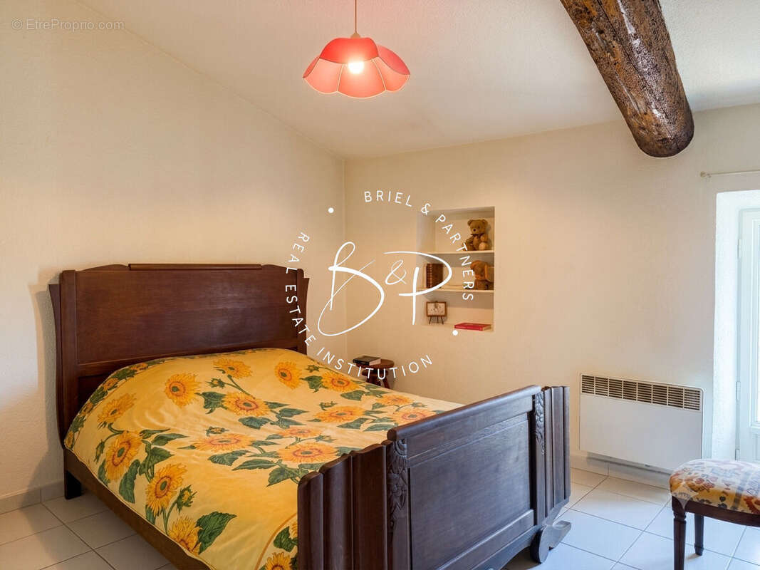 Appartement à LORGUES