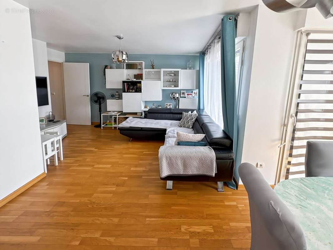 Appartement à COLOMBES