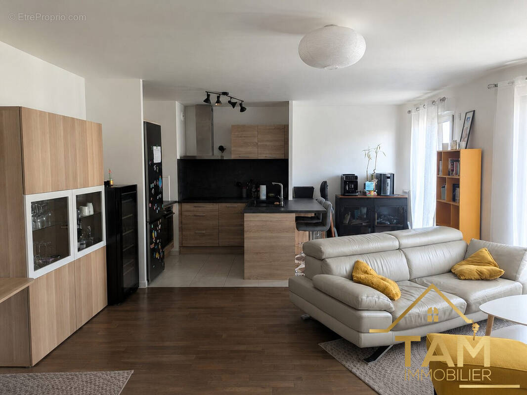 Appartement à SAINT-CYR-L'ECOLE