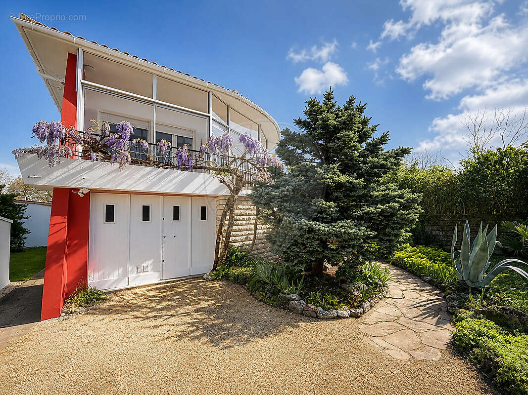 Maison à SAINT-PALAIS-SUR-MER