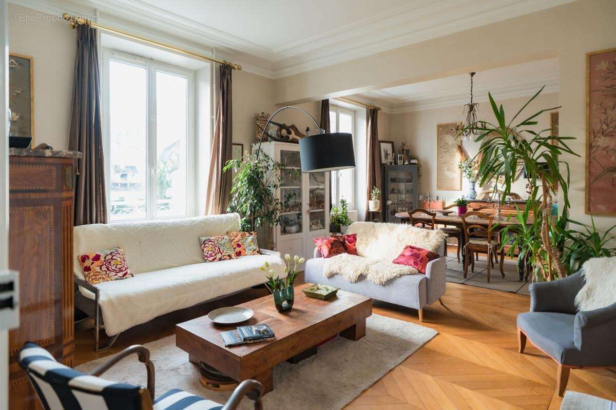 Maison 300 m² à Melun  - photo 10