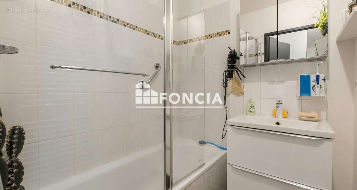 Appartement à NOTRE-DAME-DE-BONDEVILLE