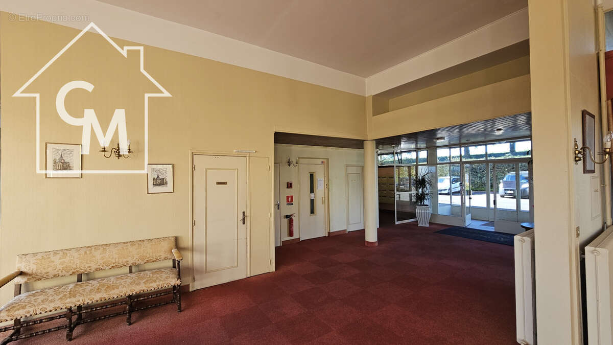 Appartement à MONTRICHARD
