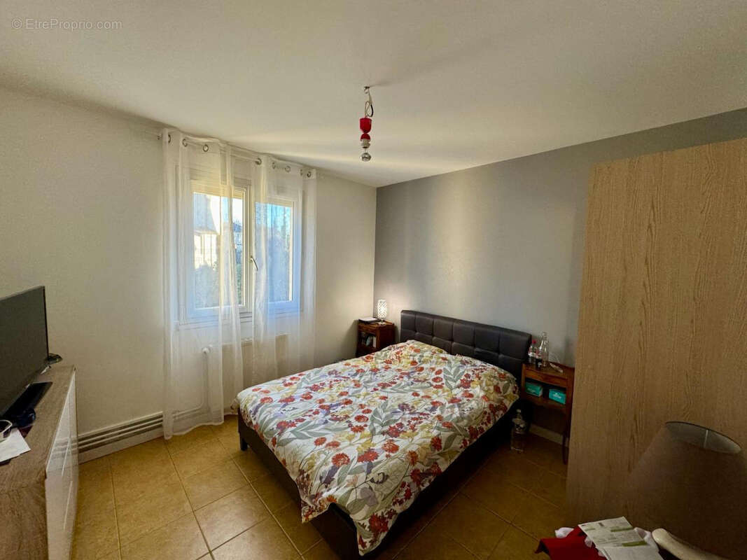 Chambre  - Maison à CAHORS