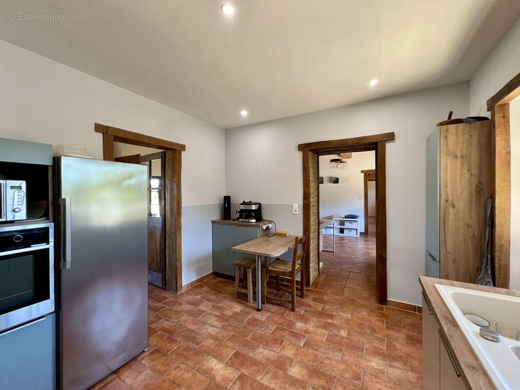Maison 307 m² à Louhans  - photo 9