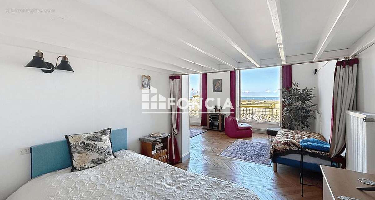 Trouville-sur-mer - appartement d'exception face à la mer - photo 6