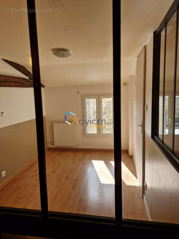 Maison 170 m² à Maille  - photo 8