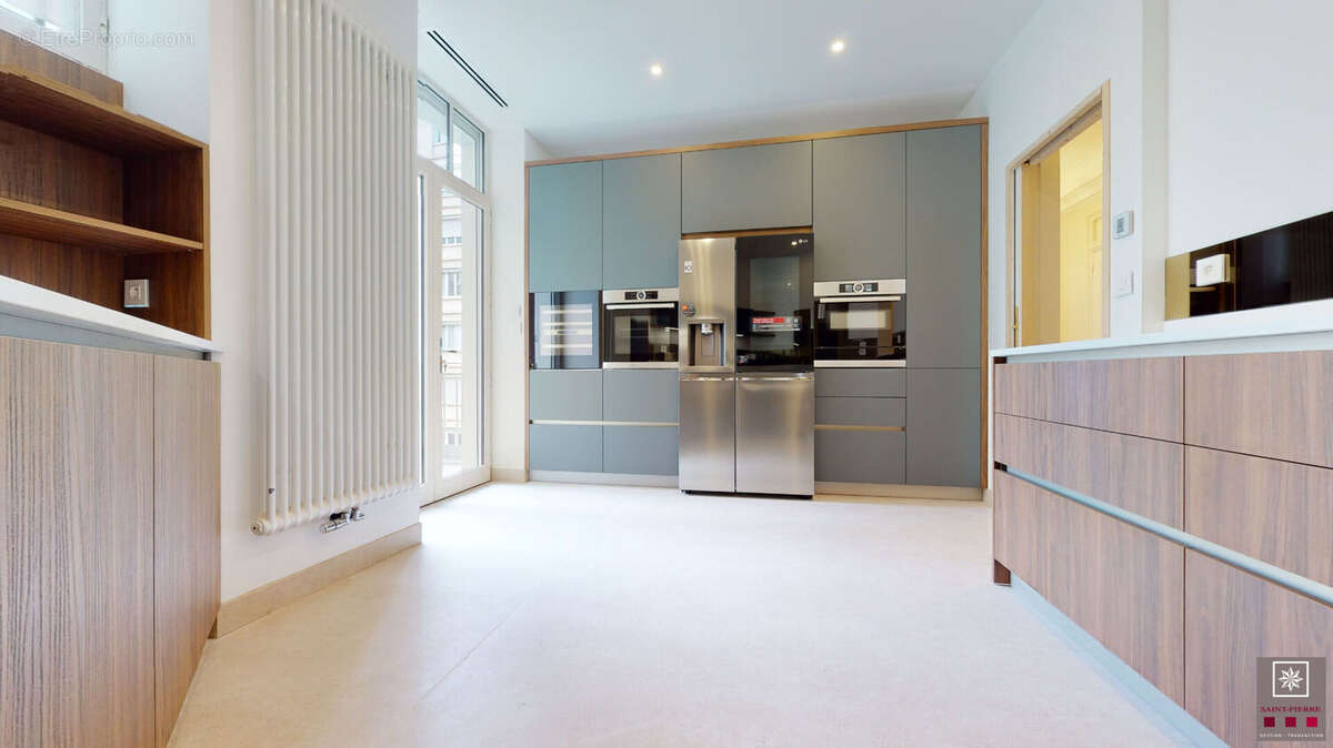 Appartement à LYON-6E