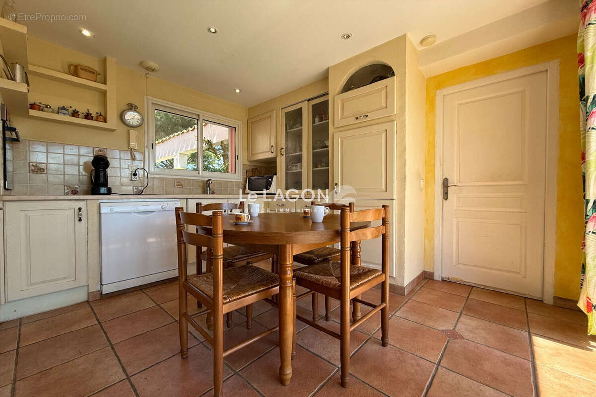 Maison à SAINT-CYPRIEN