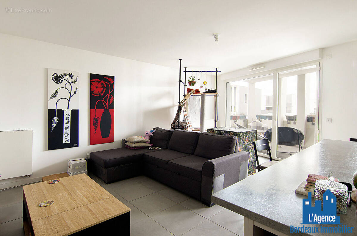 Appartement à BORDEAUX