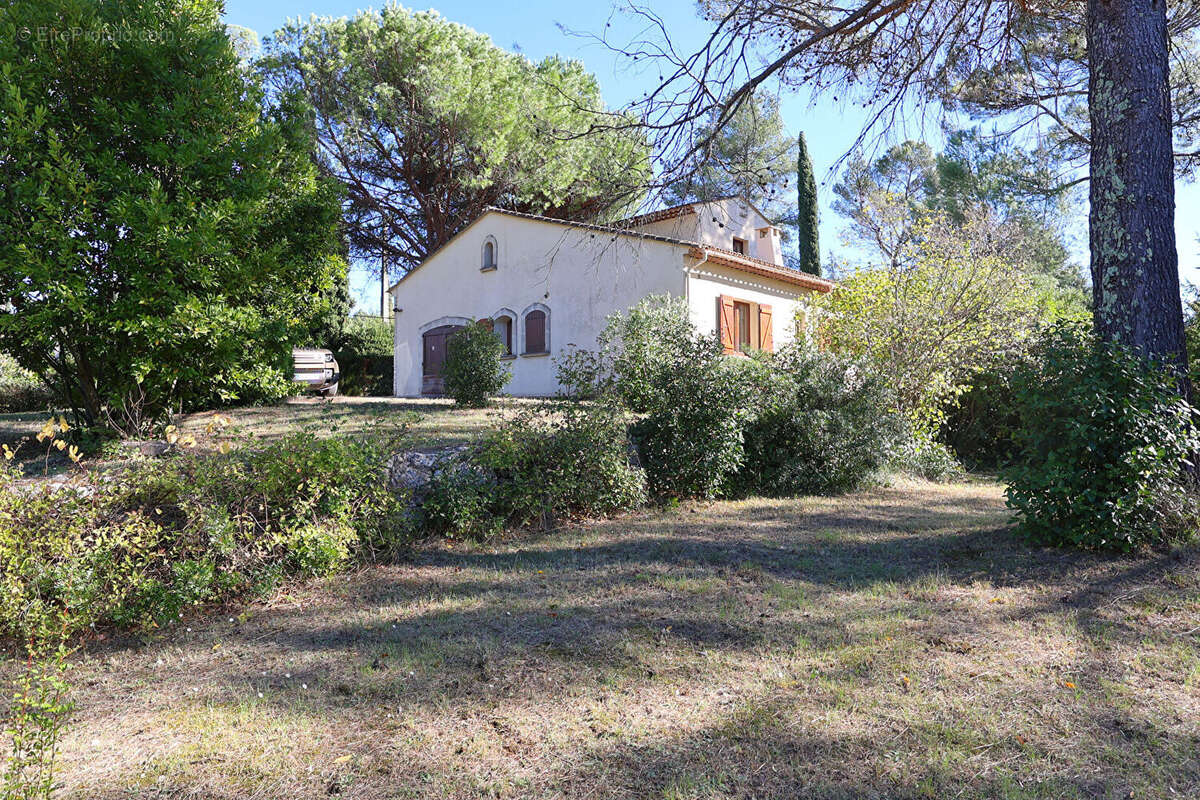 Maison à PEYMEINADE