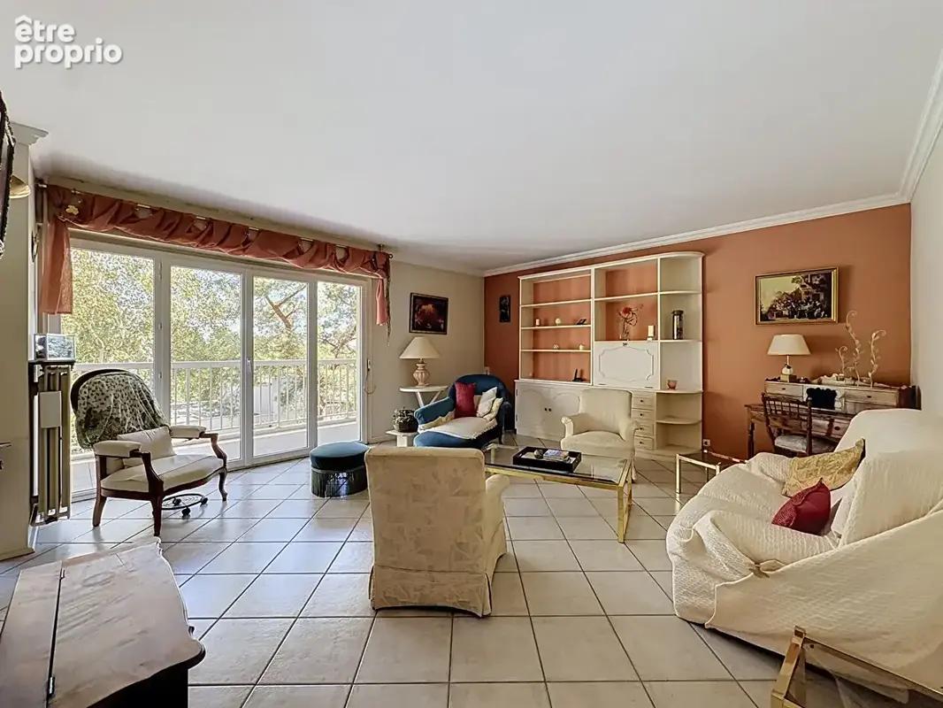 A VENDRE Appartement Caluire Et Cuire 5 pièces 111 m2 avec balcon - photo 5