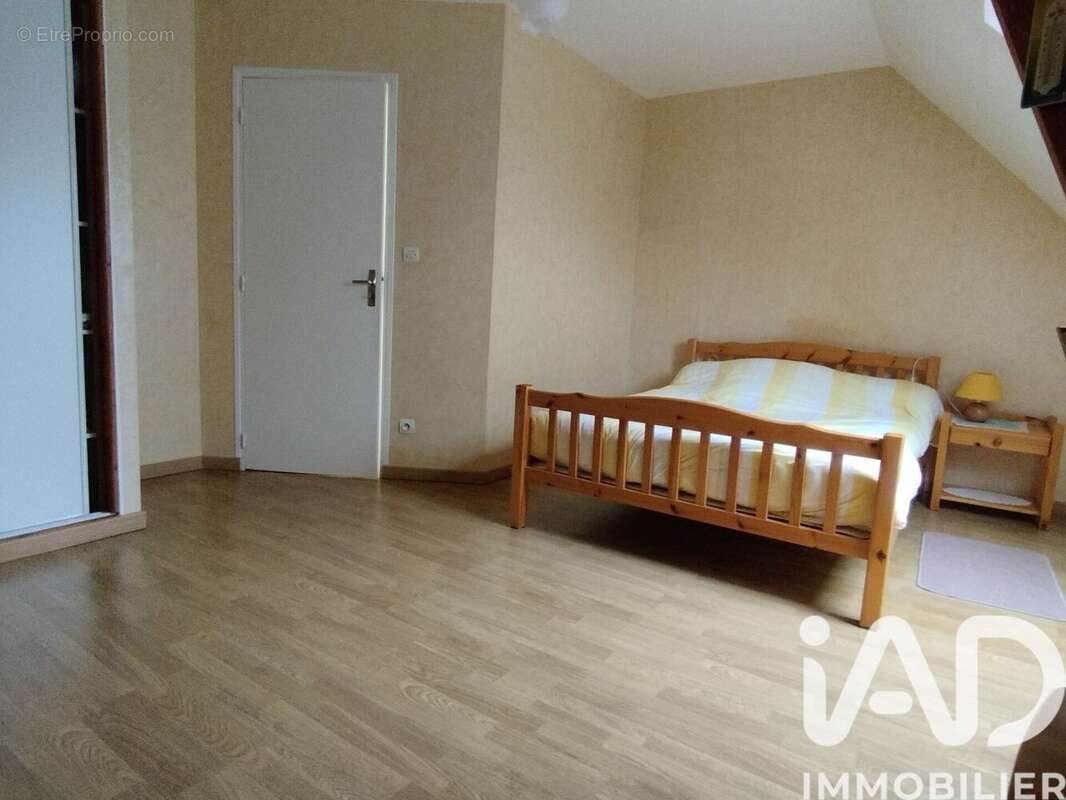 Maison 142 m² à Ternay  - photo 4