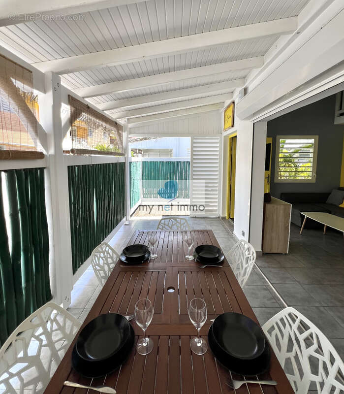 Appartement à SAINTE-ANNE