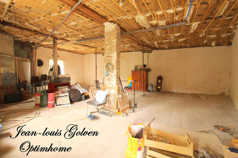 Maison à VERSOLS-ET-LAPEYRE