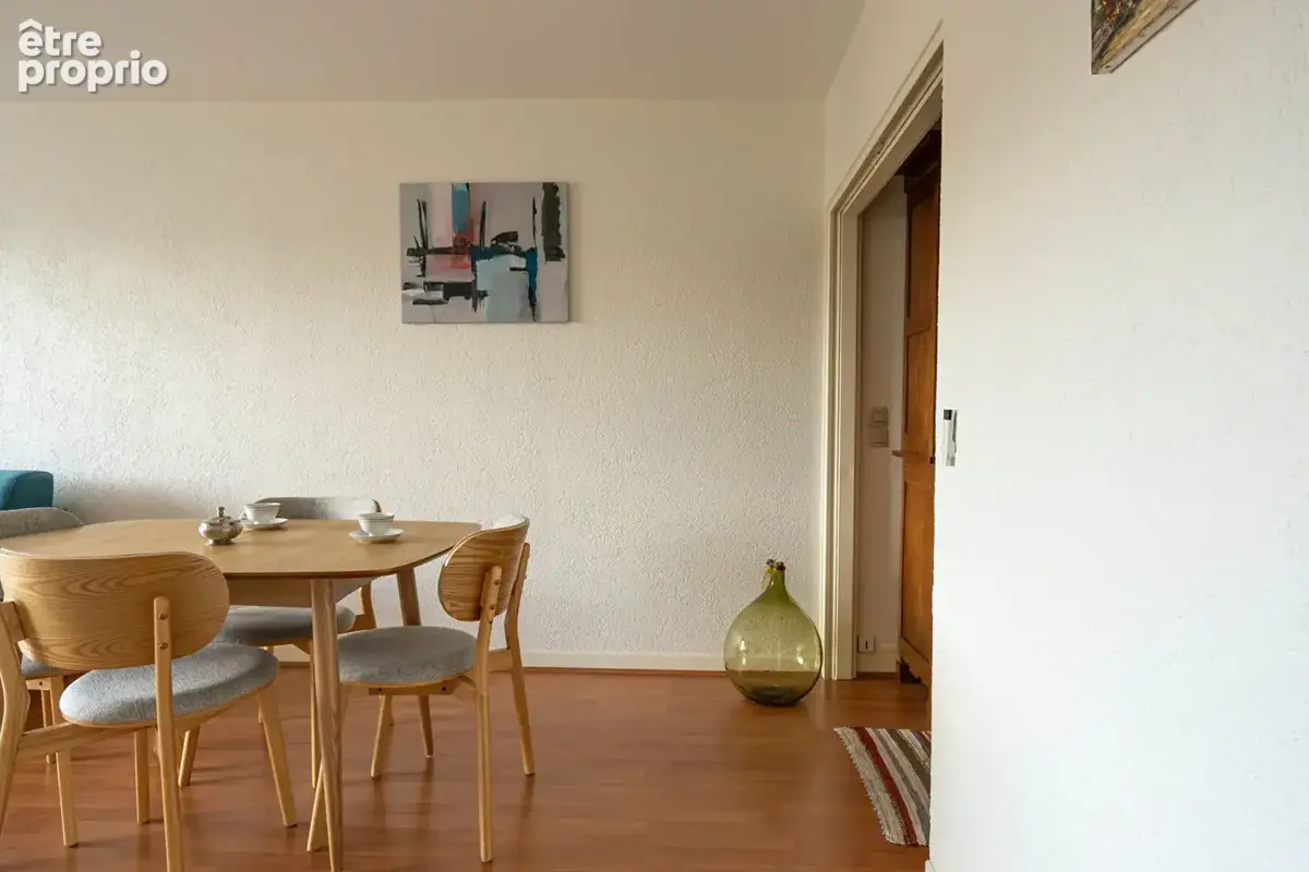 Paris 12e - Picpus - 2 pièces 50m2 - Traversant avec balcon et vue dégagée - photo 6