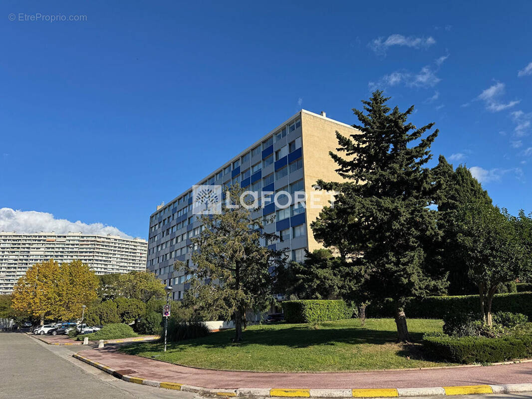 Appartement à MARSEILLE-9E