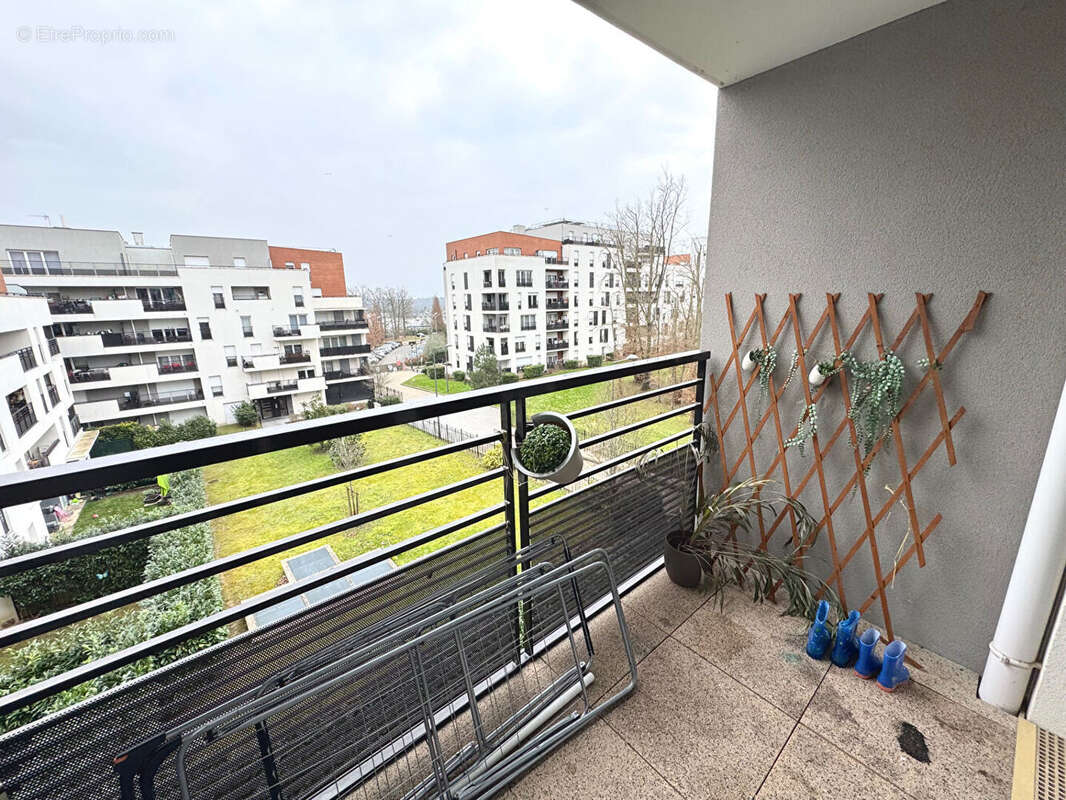 Appartement à BOUSSY-SAINT-ANTOINE