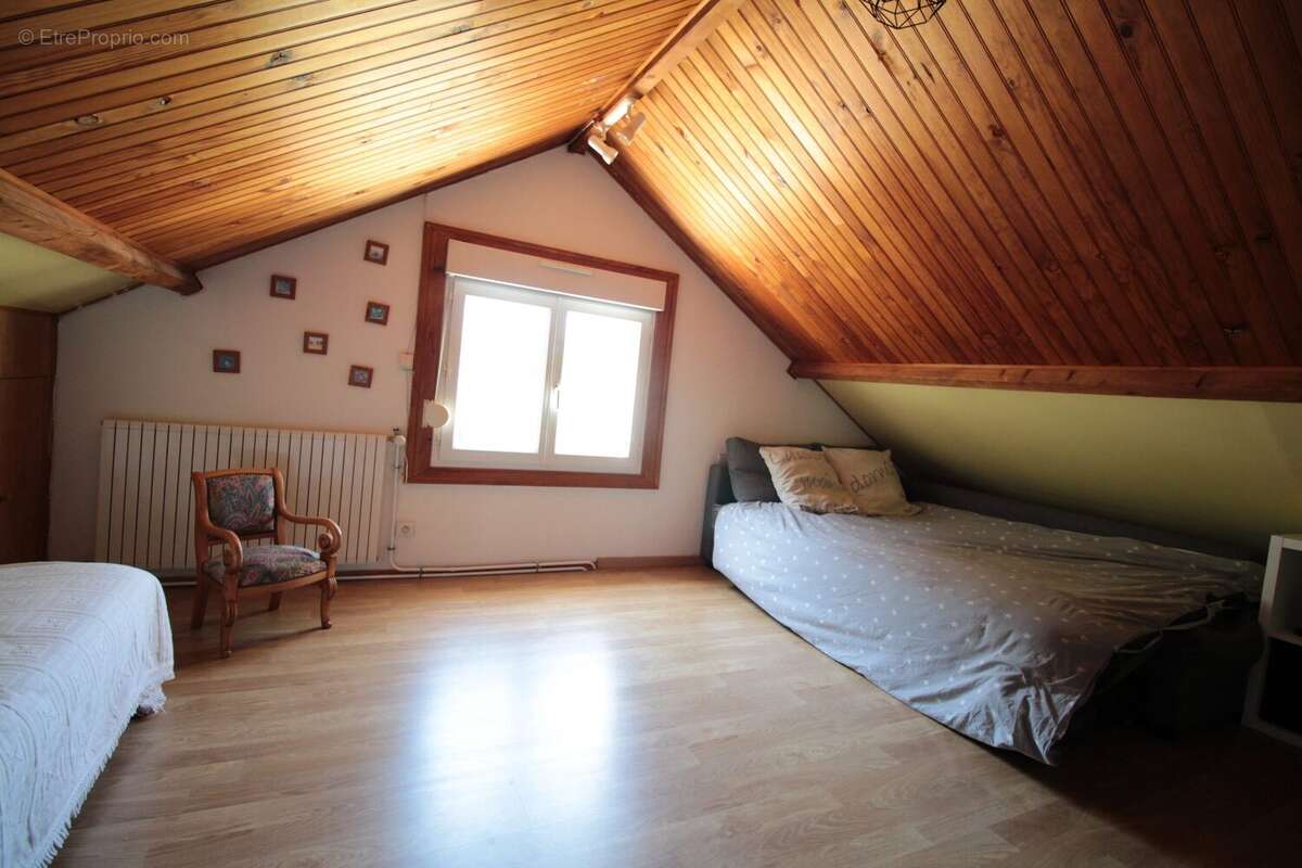 Maison à TRACY-LE-MONT