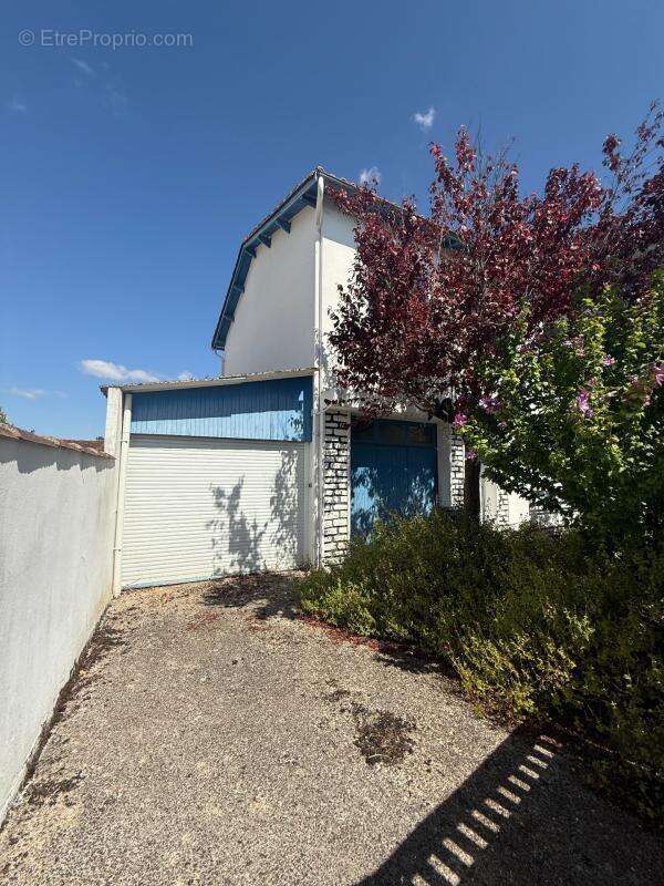 Maison à vendre 6 pièces MATHA (17) - photo 3