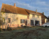 Maison à VICQ-EXEMPLET