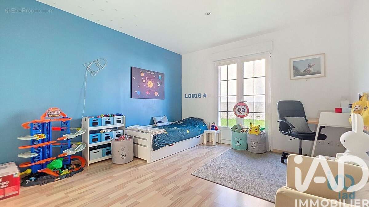 Photo 9 - Maison à ROMILLY-SUR-SEINE