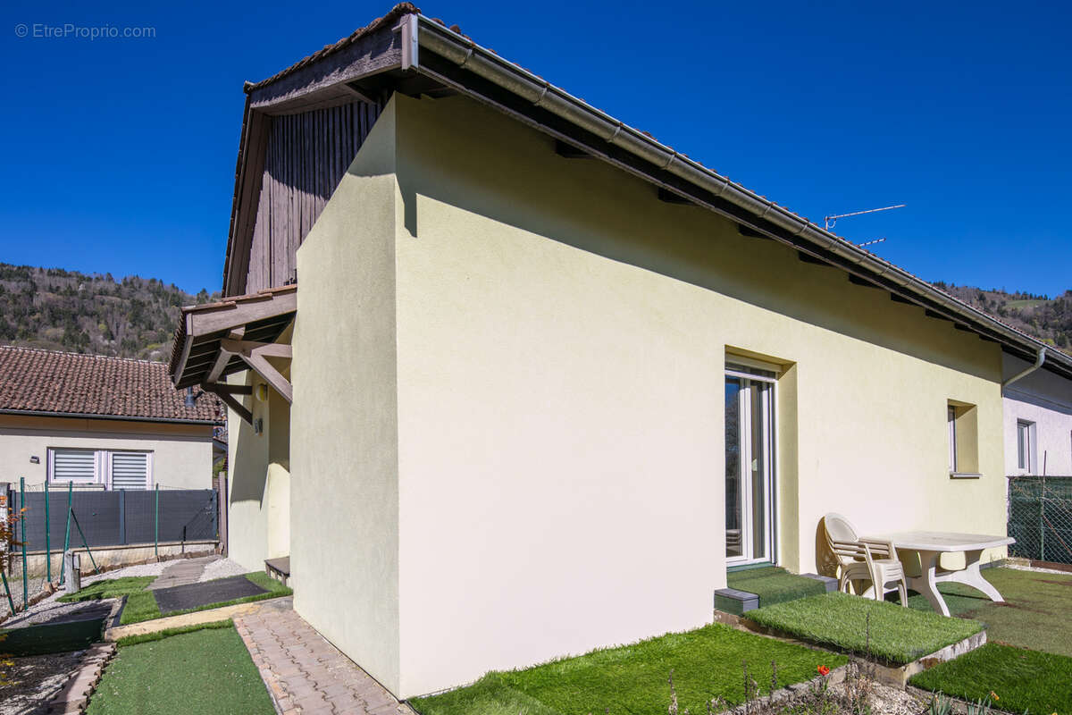 Maison à SAINT-PIERRE-D'ALLEVARD