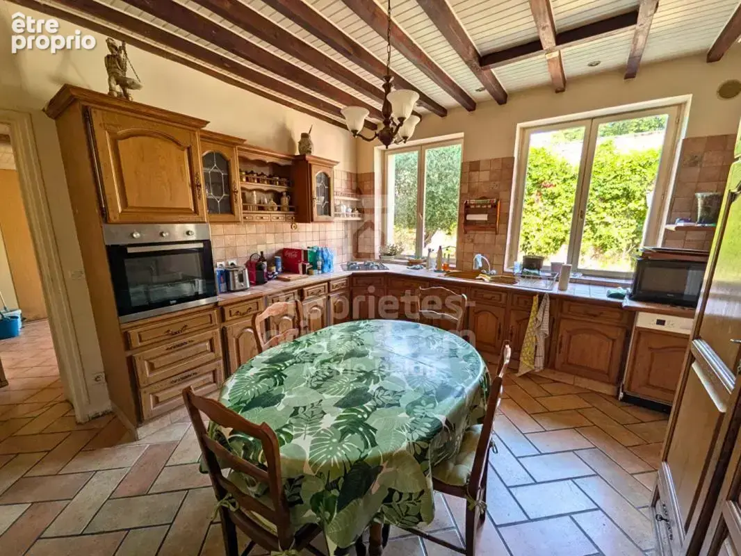 Maison La Charite Sur Loire 14 pièce(s) 445.88 m2 - photo 6