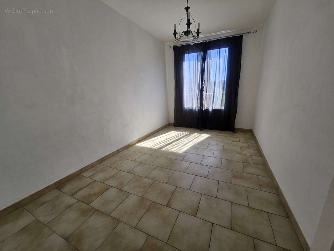 Appartement à MARSEILLE-13E